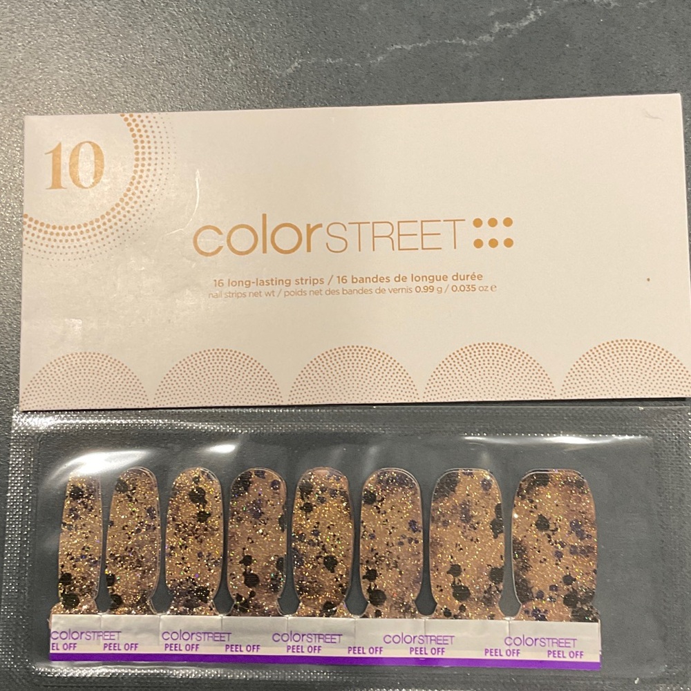 Color Street Sparkling Gold and Black Nail Strips